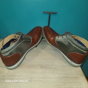 Men's Brown Leather Chukka Boots